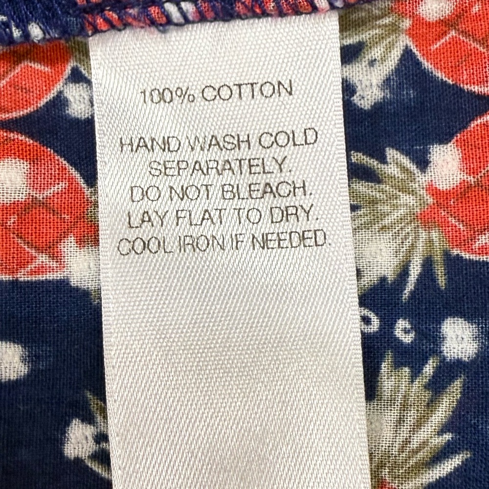 Vineyard Vines Med Pineapple Swiss Dot Blue Short Sleeve Cotton Top - Picture 10 of 11